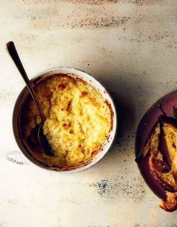 Hot artichoke dip