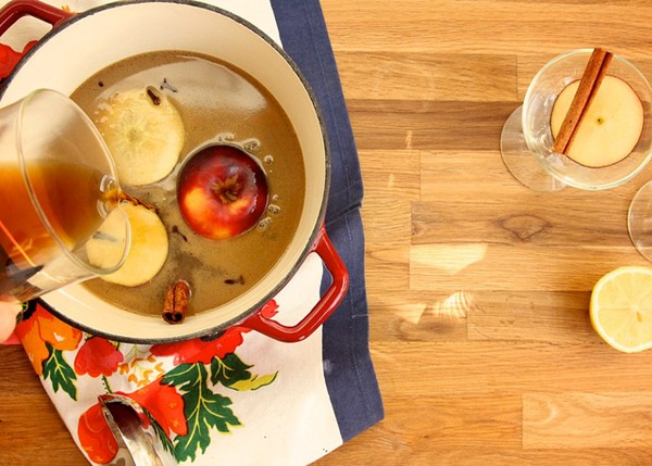 Hot buttered rum and cider