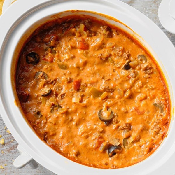 Hot chili cheese dip