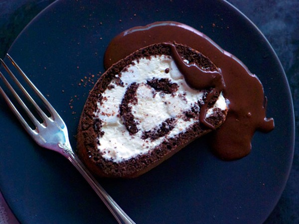 Hot chocolate and marshmallow cake roll