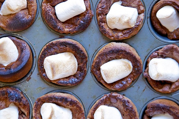 Hot chocolate popovers