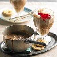 Hot chocolate-stout float