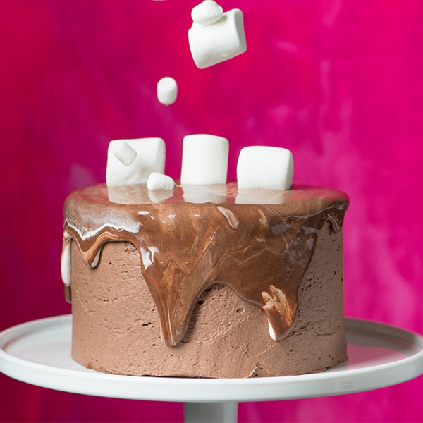 Hot cocoa cake