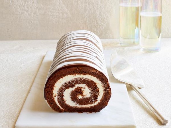 Hot cocoa cake roll