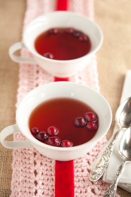 Hot cranberry cider