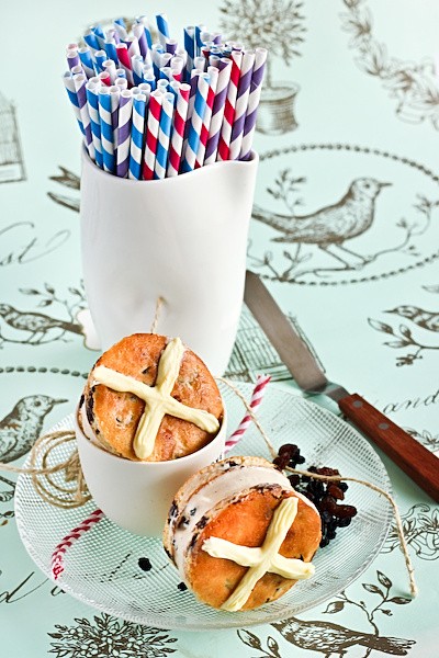 Hot cross bun ice-cream sandwiches