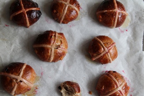 Hot cross buns