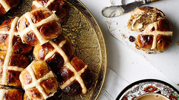 Hot cross buns