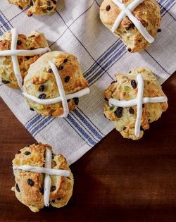Hot cross buns