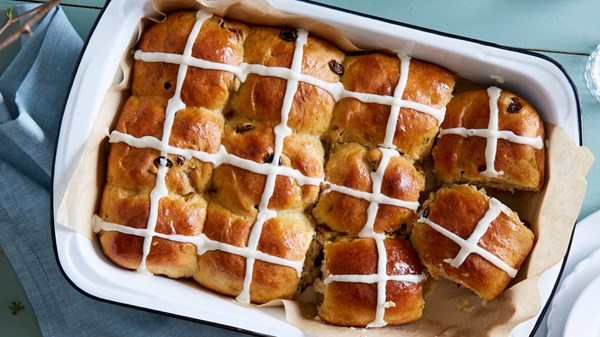 Hot cross buns