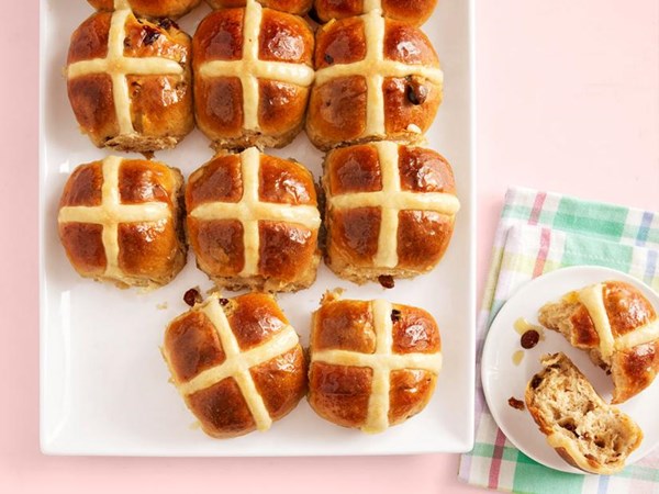 Hot cross buns