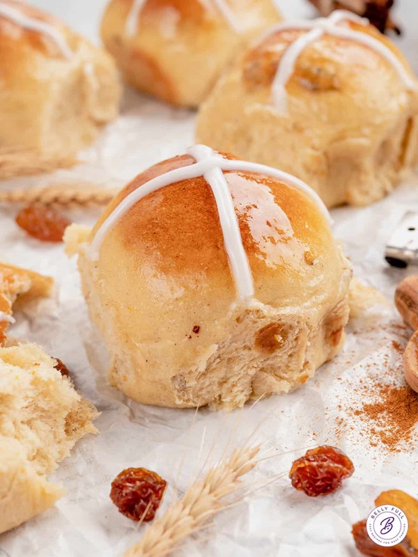Hot cross buns
