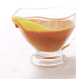 Hot dulce de leche sauce (Calda de doce de leite)