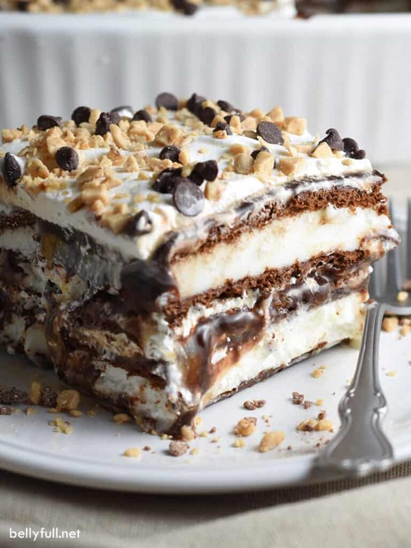 Hot fudge caramel ice cream bar cake