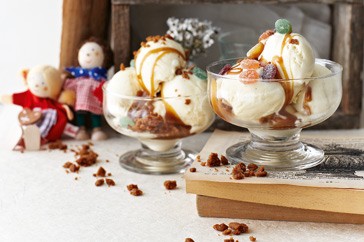 Hot ginger & caramel sundae with crumb trail