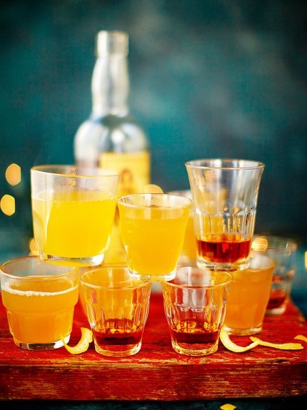 Hot rummy lemonade