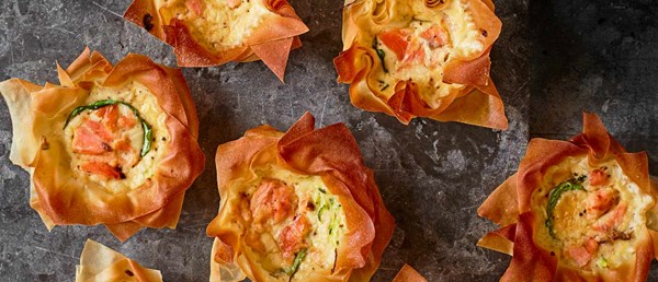 Hot-smoked salmon and courgette mini quiches