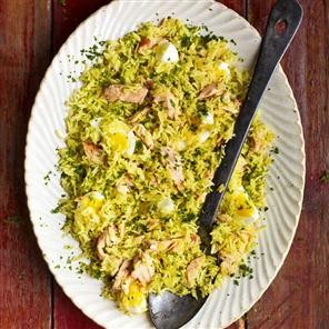 Hot-smoked salmon kedgeree