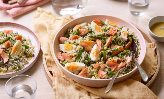 Hot-smoked salmon rice and asparagus salad