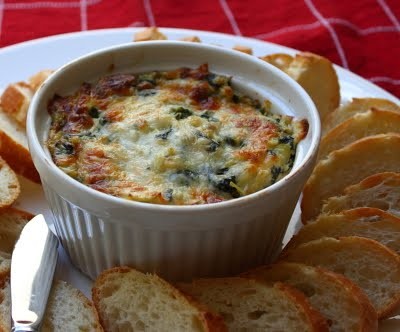 Hot spinach artichoke dip