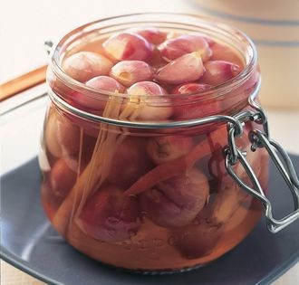 Hot Thai pickled shallots