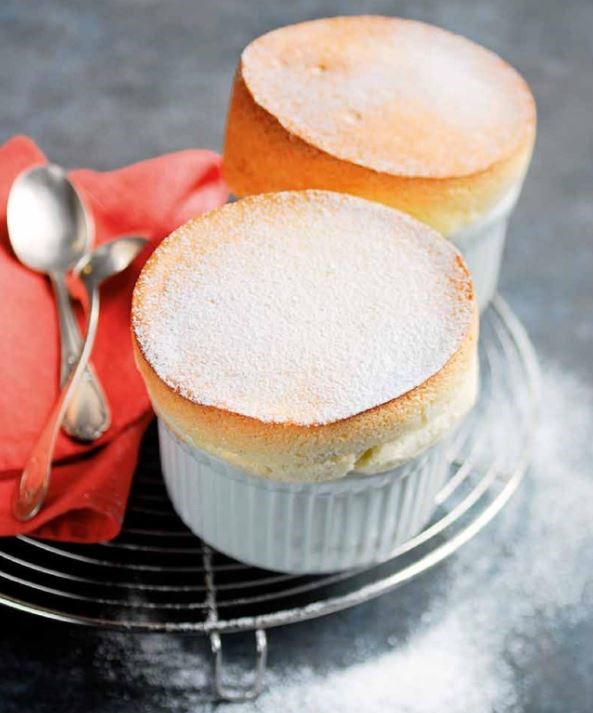 Hot vanilla soufflés