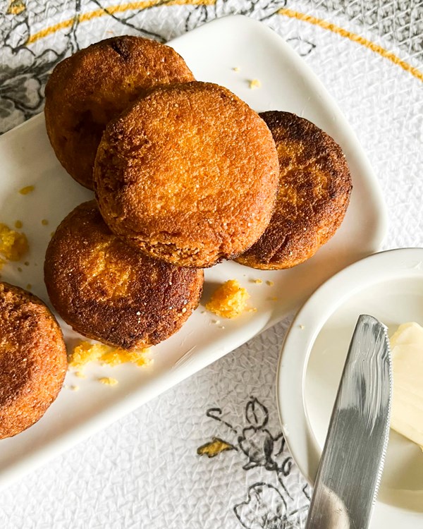 Hot water cornbread