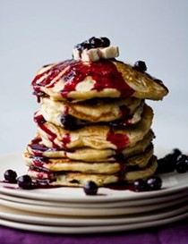 Hotcakes with delicious blueberry compote