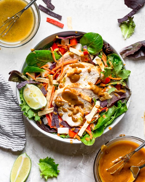 Houston's grilled chicken salad