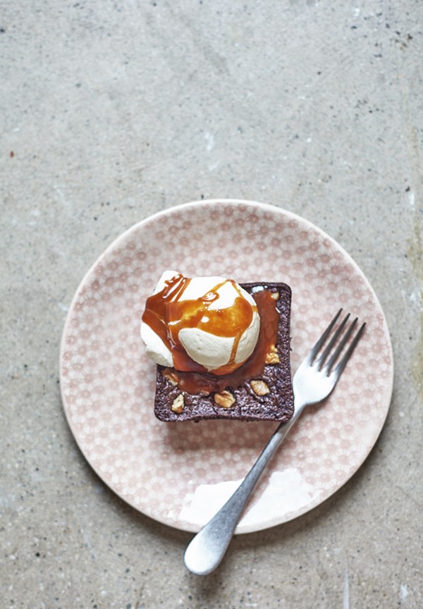 How to bake a brownie for one