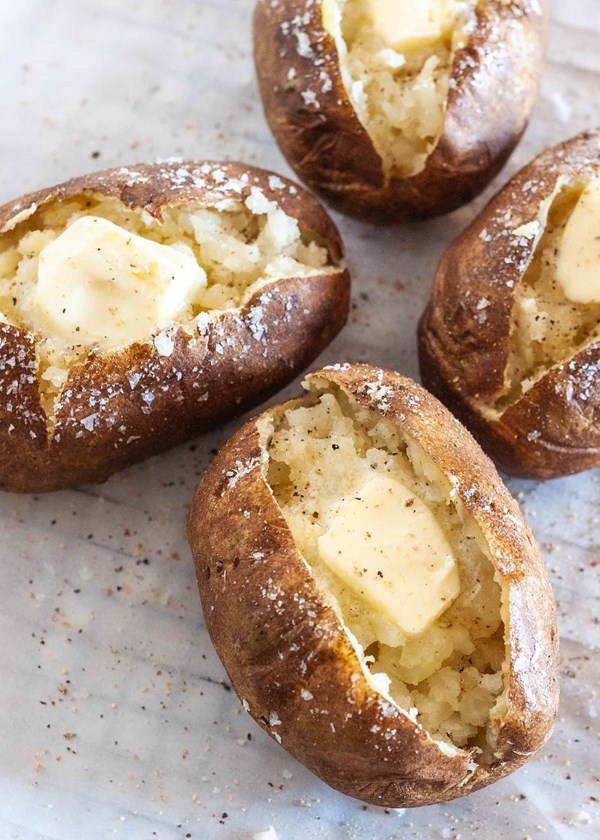 How to bake a potato