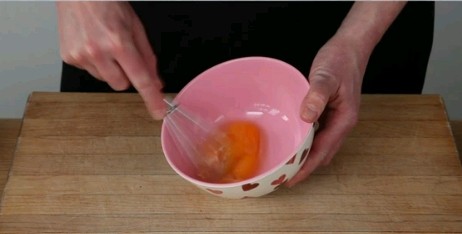 How to beat an egg