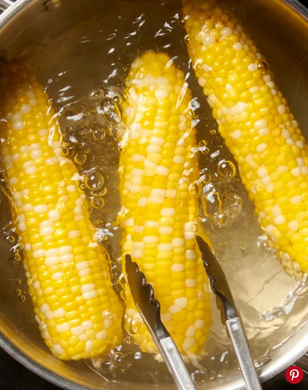 How to boil corn on the cob