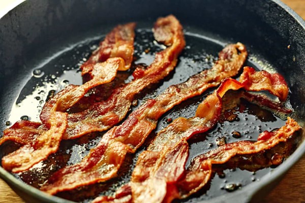 How to cook bacon on the stovetop