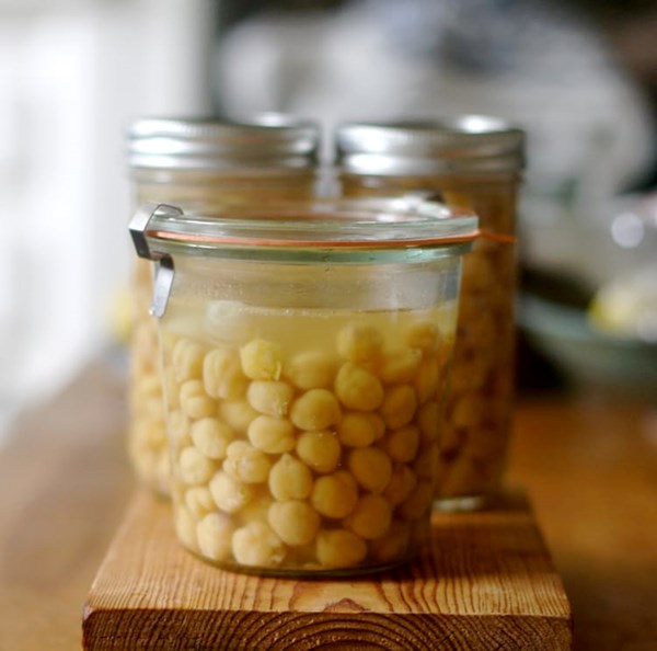 How to cook beans in a stovetop pressure cooker