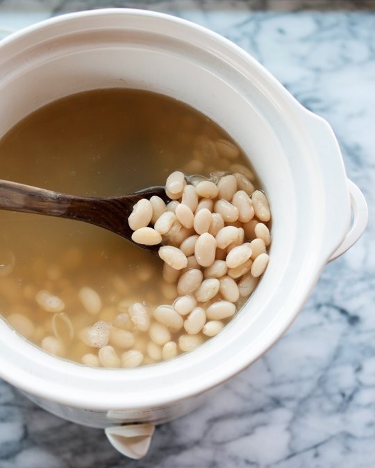 slow cooker beans