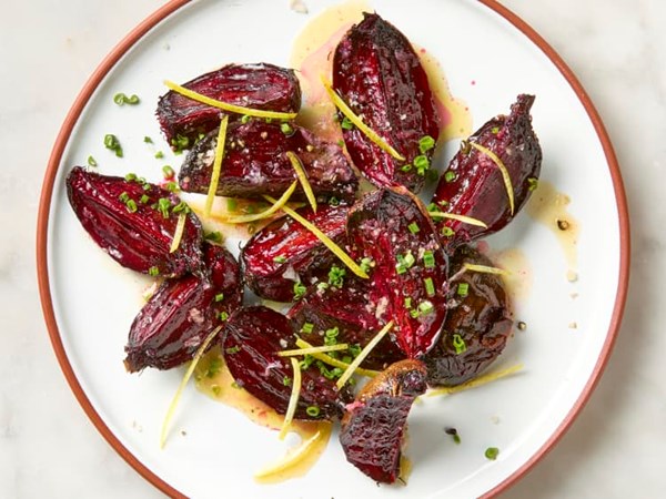 How to cook beets (boiled, steamed, or roasted)