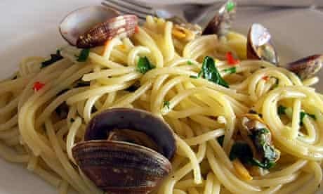 How to cook perfect spaghetti alle vongole