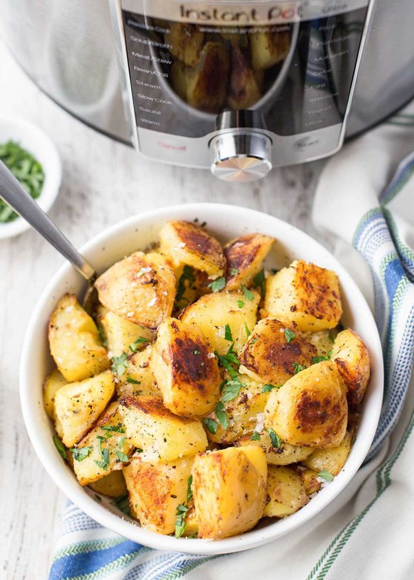 How to cook potatoes in the Instant Pot