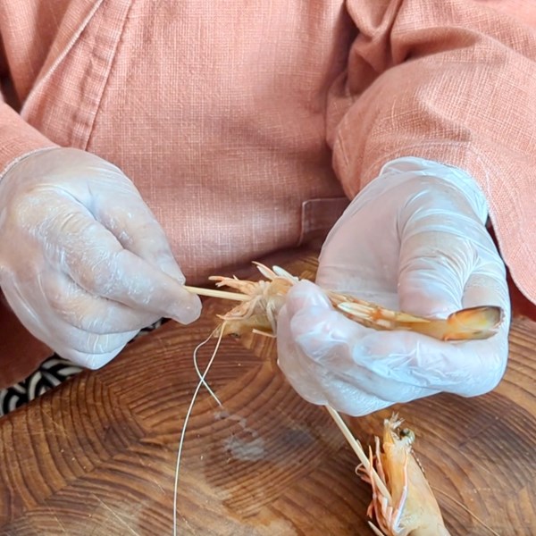 How to cook prawns for sushi