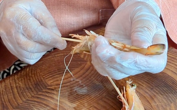 How to cook prawns (shrimp) for sushi