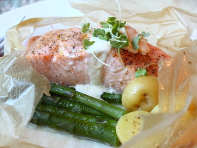 How to cook salmon in parchment