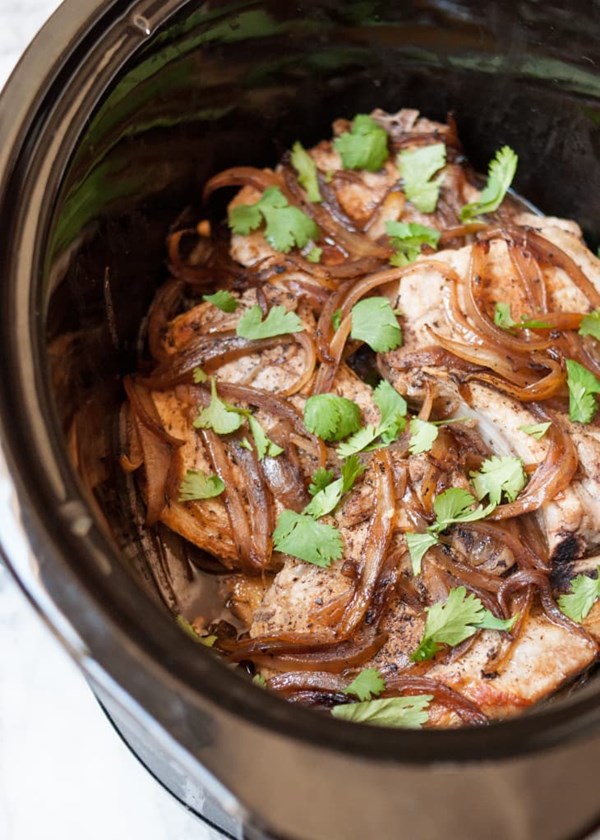 How to cook slow-cooker pork chops 
