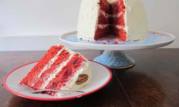 How to cook the perfect red velvet cake
