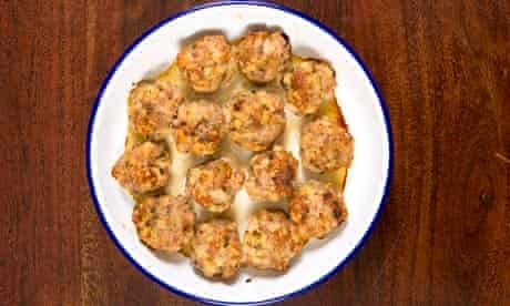 How to cook the perfect Christmas dinner: sage and onion stuffing