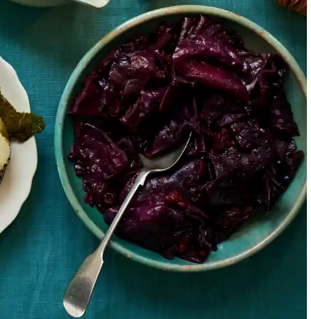 How to cook the perfect red cabbage