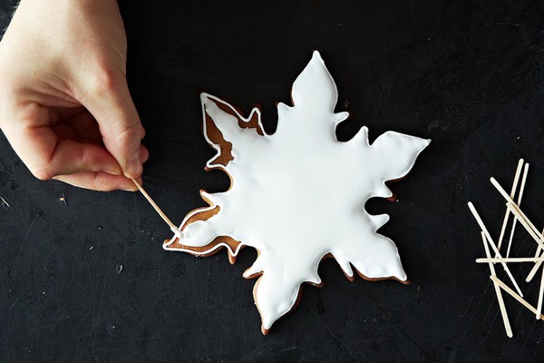 How to flood royal icing