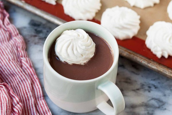 How to freeze leftover whipped cream