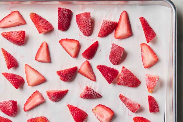 How to freeze strawberries 