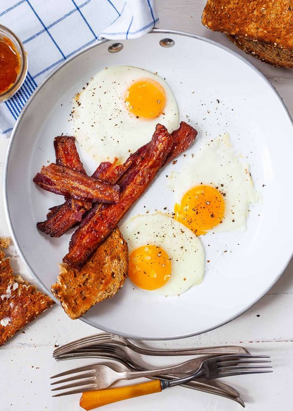 How to fry an egg